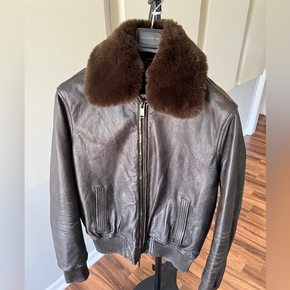 John Varvatos leather Bomber jacket with detachable fur collar. Size small. - Picture 11 of 12
